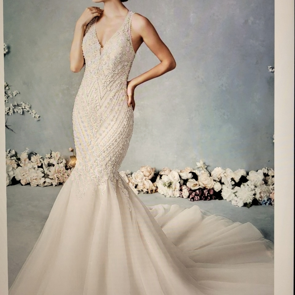 Kenneth Winston wedding dress, style 1881